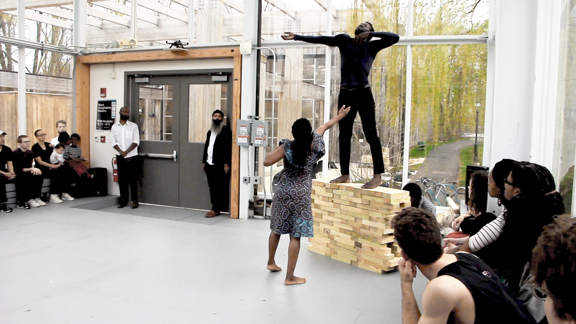 performance – Black Box
